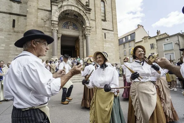 Festivités de la Sainte-Anne, patronne des gantiers et des mégissiers
