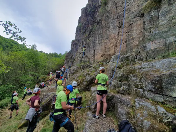 Escalade en falaise : animations sportives en Viadène
