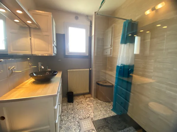 Salle d'eau rez-de-chaussée