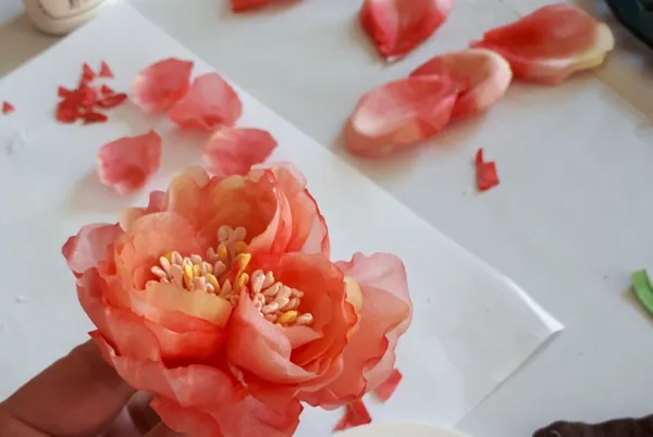 Atelier création de fleurs en soie
