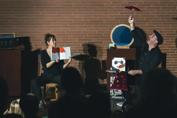 Biblis en folie : Spectacle lecture-magie 