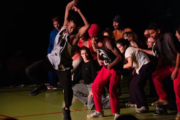 Des danses et des luttes