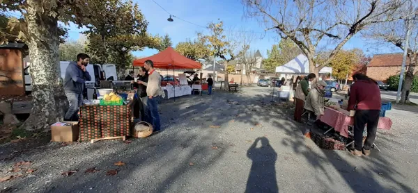 Vide-greniers et marché