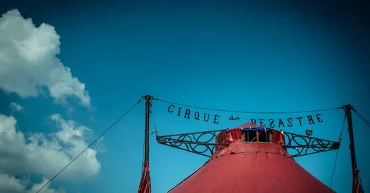 Spectacle CASSOS par le Cirque du désastre