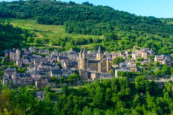 Conques, M.Hennessy - Tourisme Aveyron