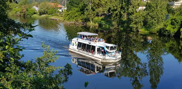 Journée Noisettes, Croisière Gourmande et Voyage dans le temps en Vallée du Lot