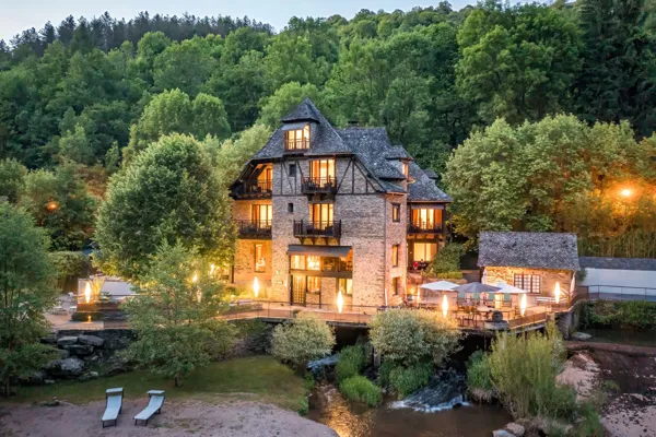 Gastronomie et œnologie au Moulin de Cambelong