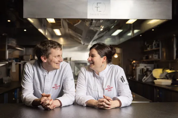 Les chefs Emilie et Thomas Roussey