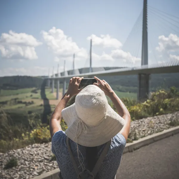 Visites du Sentier des Explorateurs et accès à la pile P2 - Compagnie Eiffage du Viaduc de Millau