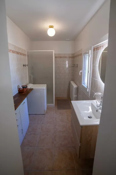 salle d'eau chambre principale
