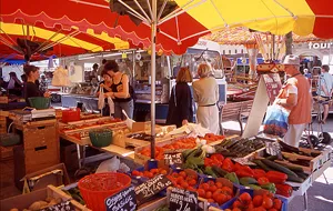 Le marché hebdomadaire du samedi