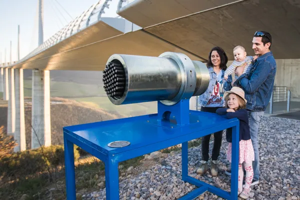 Viaduc de Millau, le Sentier des Explorateurs