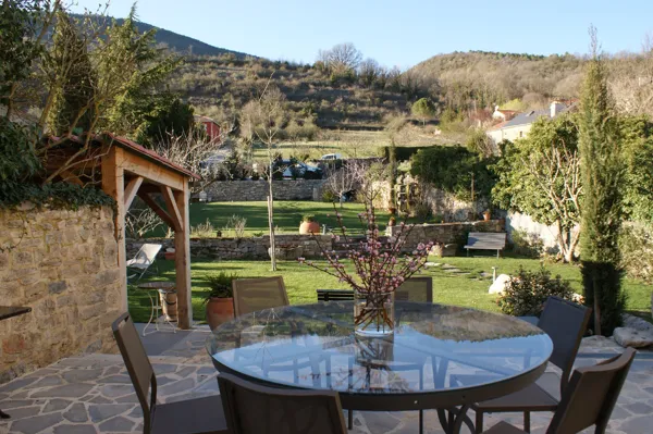 La terrasse du petit déjeuner, Les Fréjals