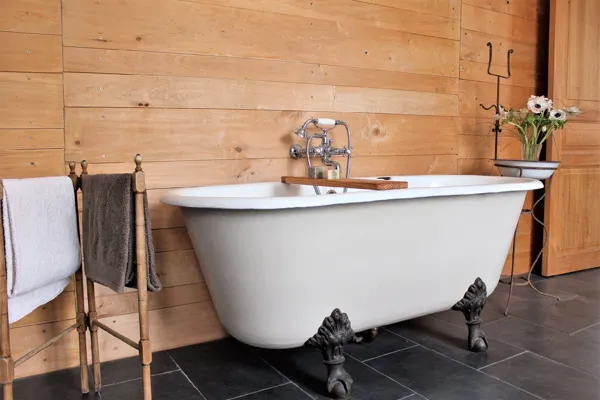 Cyril Lerisse - La Colonie, OFFICE DE TOURISME DE LAGUIOLE