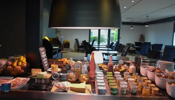 Hôtel Campanile, Benoit PRAT