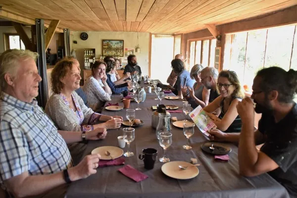 Naturellement Simples - Table d'Accueil Paysan, Naturellement Simples