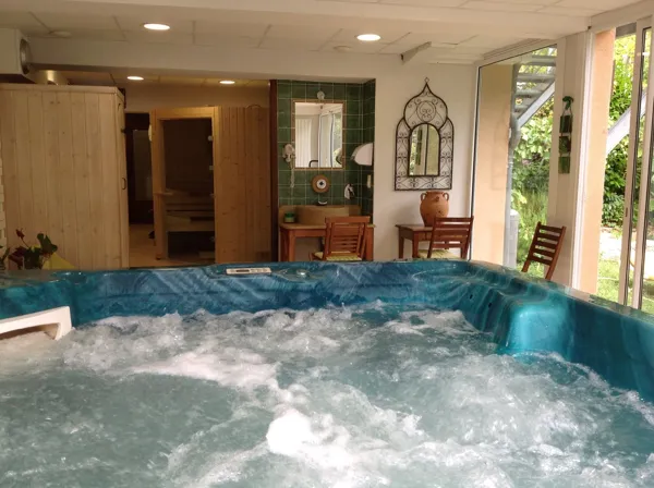 Spa et Sauna, HOTEL DOUSSIERE - RESTAURANT L'ALICANTA