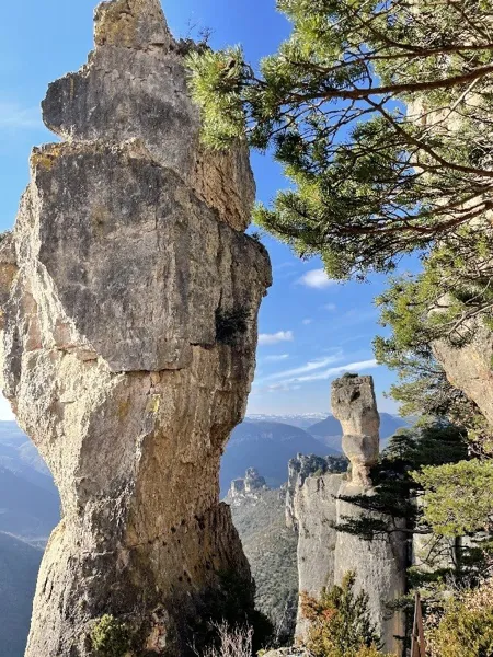 Corniche du Méjean, Hôtel Doussière - Restaurant l'Alicanta