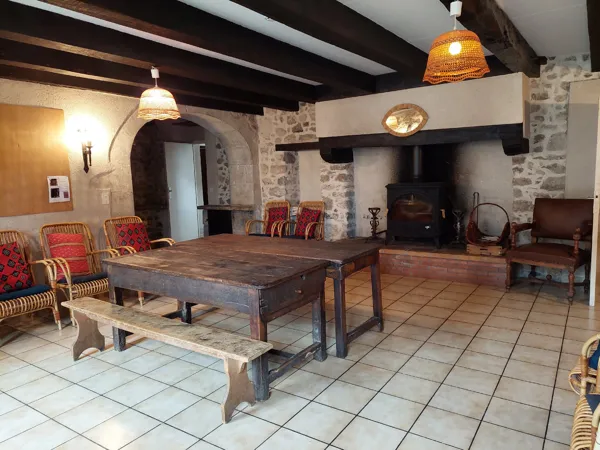 salon, Aire de camping-cars