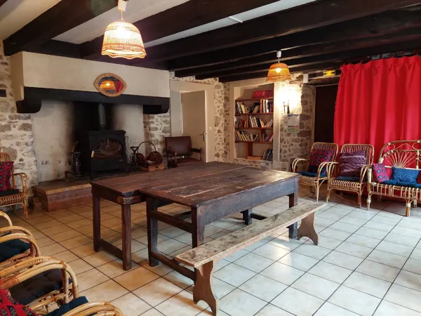 salon, Aire de camping-cars