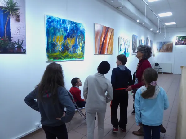 Visite de l'exposition de Decazeville et atelier avec des enfants, Isabelle Bos