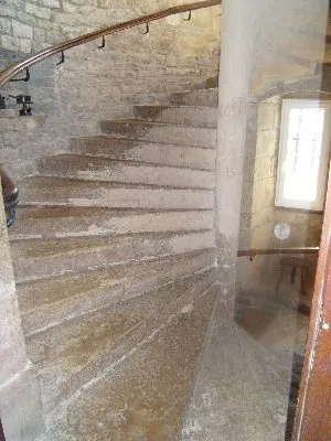 L'escalier, OFFICE DE TOURISME INTERCANTONAL SAINT GENIEZ  / CAMPAGNAC