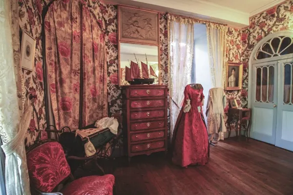 Chambre du peintre CHATEAU DU BOSC TOULOUSE-LAUTREC