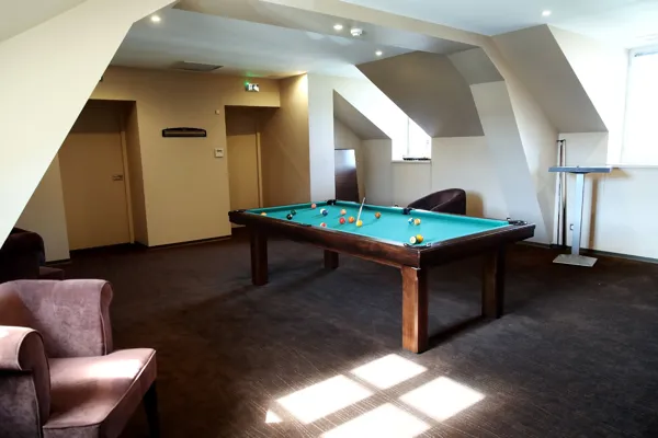 Salle de billard LE 1837, Le 1837