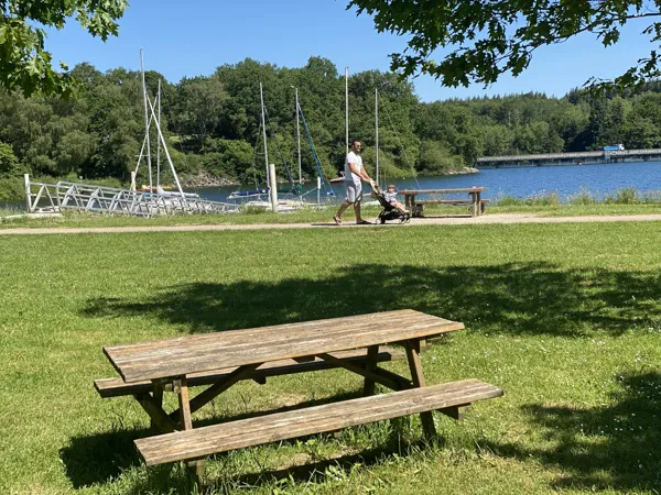 Balades autour du 1837, Résidence Le 1837