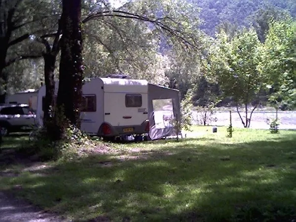 Bord de rivière, CAMPING LES BORDS DU TARN