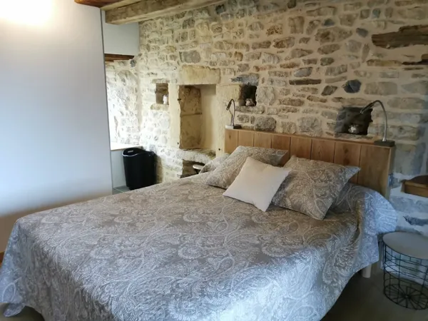 Chambre 1 avec SDE privative, Office de Tourisme des Causses à l'Aubrac