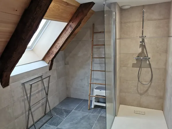 Salle de bain 2, Office de Tourisme des Causses à l'Aubrac