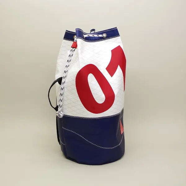 Sac polochon en voile de bateau recyclée, Voilensac