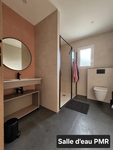, salle d eau PMR