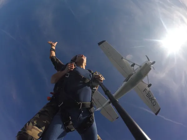 Objectif Chute Libre - Saut en parachute, OFFICE DE TOURISME de CONQUES-MARCILLAC