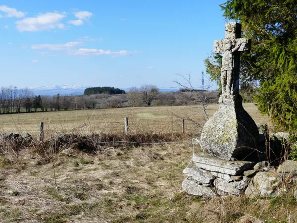 La croix du Cayre, S. Marty