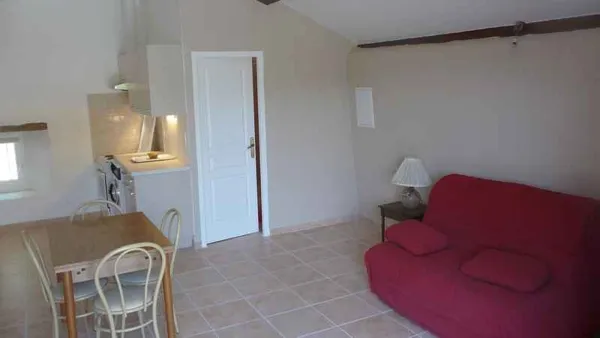 Studio avec canapé convertible, SYNDICAT D'INITIATIVE DES 7 VALLONS