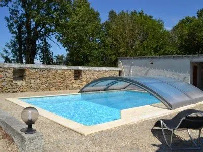 Le chalet de la Maynobe piscine