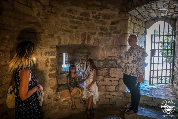 Remparts - La Cavalerie, village Templier et Hospitalier, ©Virginie Govignon - OT Larzac et Vallées