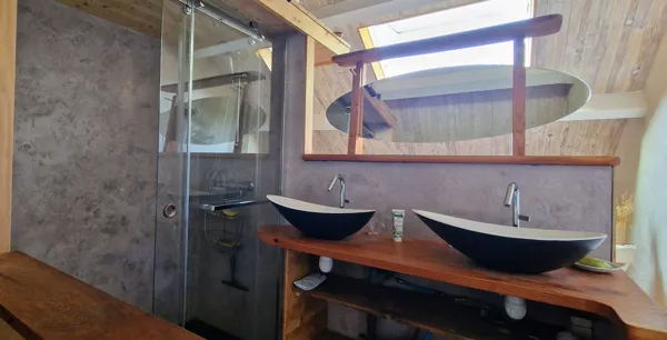 La SDB de la chambre