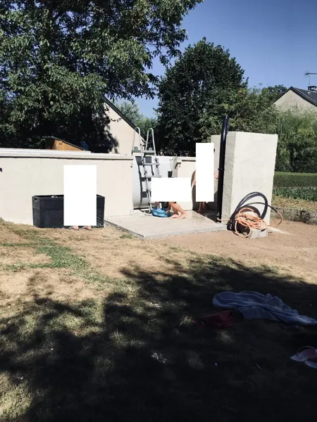 Piscine non incluse dans la location mais disponible seulement après avoir signé une décharge de responsabilité., Aurore Laut