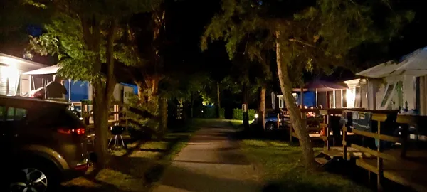 Camping Le Taranis by night, Camping Le Taranis