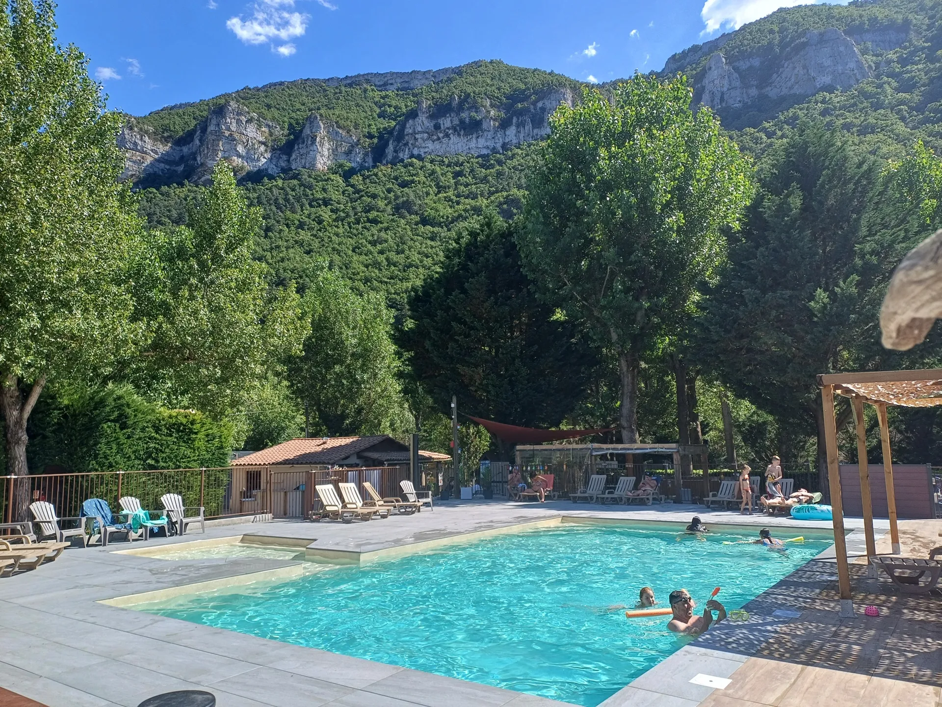 Piscine chauffée Camping Le Taranis, Camping Le Taranis
