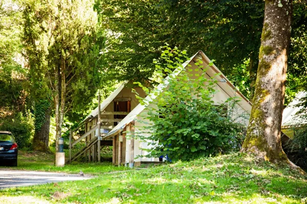 Camping Val de Saures Tentes Amazon en location, Camping Val de Saures HLeclair Aspheries