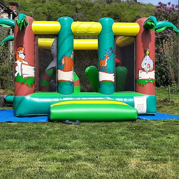 Les Jeux de Sach - château gonflable, Les Jeux de Sach