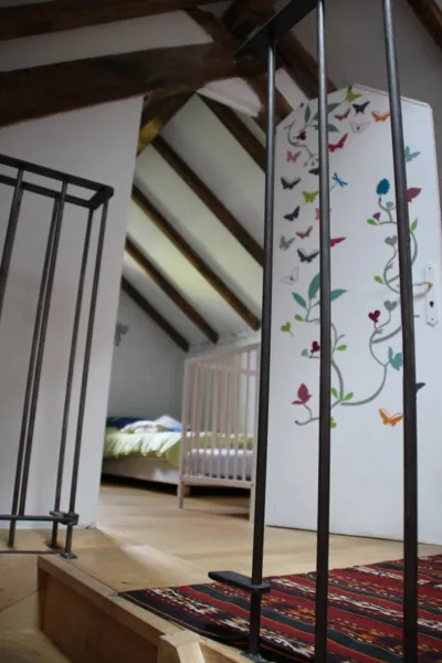 Vers l'étage, Une Sorcière sur le toit - QUENTREC Hélène