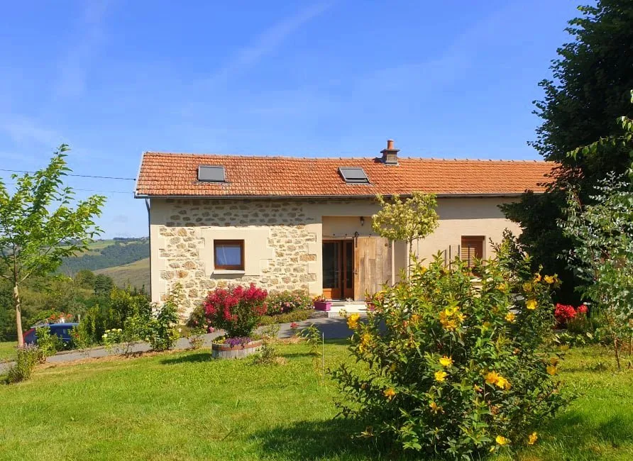 Vue au devant du gîte, Gîte Belle Vue