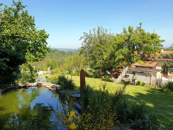 Vue du bassin, Gîte Belle Vue