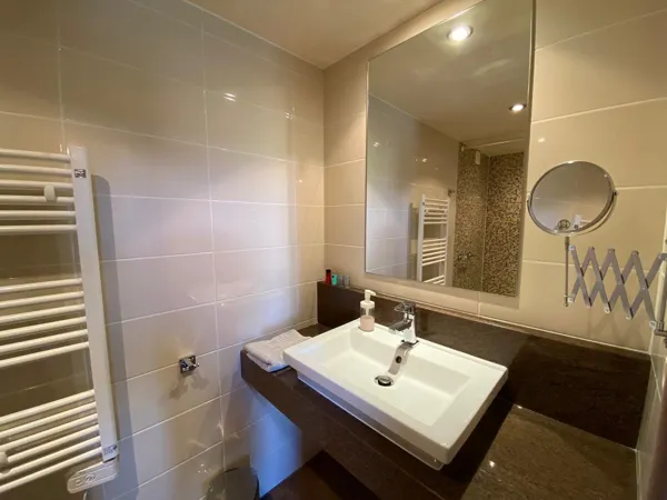 Salle de Bain Gîte Antarès, La Maison des Etoiles Aveyron