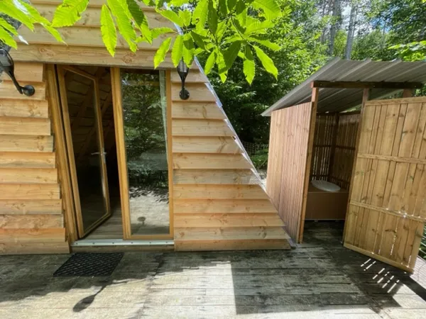 Le Tipi du Parc animalier Le Saint Hubert